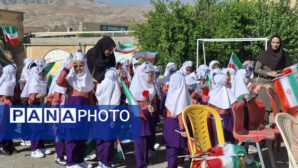 جشن شکوفه‌ها در شهرستان دره شهر