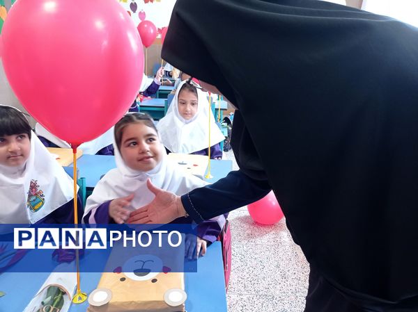 جشن شکوفه‌ها در گلوگاه 