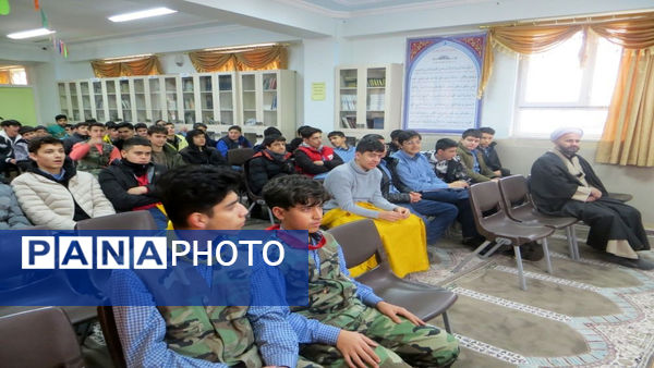 جشن انقلابی و جهاد تبیین در دبیرستان فرهنگ شهید پرکار مراغه