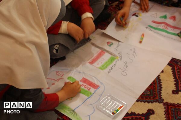 دانش‌آموزان همدانی در سومین رویداد «۱۶۸» یاد شهدای دانش‌آموز میناب را گرامی داشتند