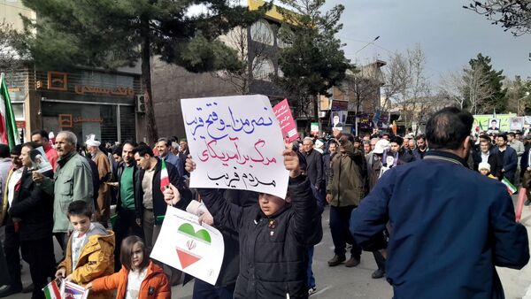 راهپیمایی ۲۲ بهمن نشان دهنده همبستگی و اتحاد مردم ایران 