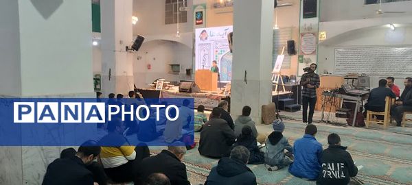 برگزاری محفل انس با قرآن «میهمانی آیه‌ها» در مسجد قمر بنی‌هاشم یزد
