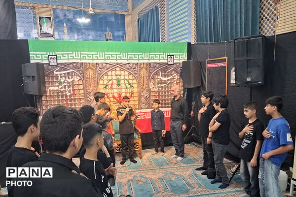 طنین نوای عاشورایی نوجوانان کازرونی در سوگواره «احلی من العسل»