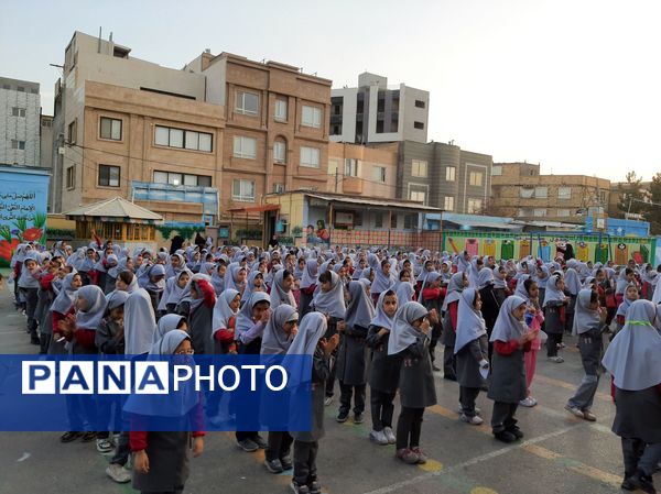 جشن روز ولادت حضرت زینب(س)  و روز پرستار در دبستان نیایش 1