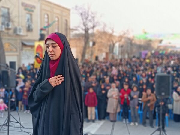 مهمانی کیلومتری اعیاد شعبانیه در خیابان امام خمینی نیشابور 