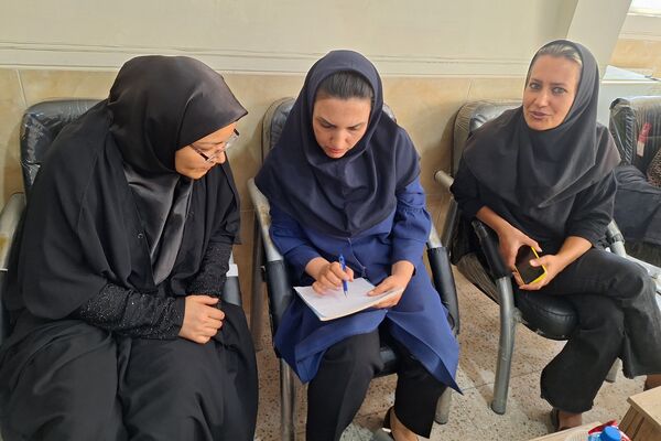 اولین جلسه انجمن اولیا و مربیان در آموزشگاه معارف ۶ شیراز 