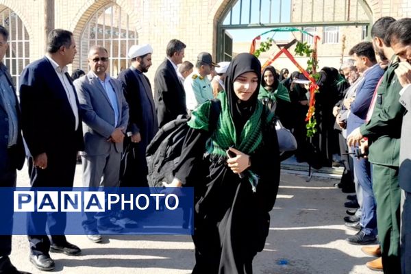 اعزام کاروان زیارتی راهیان نور لردگان 