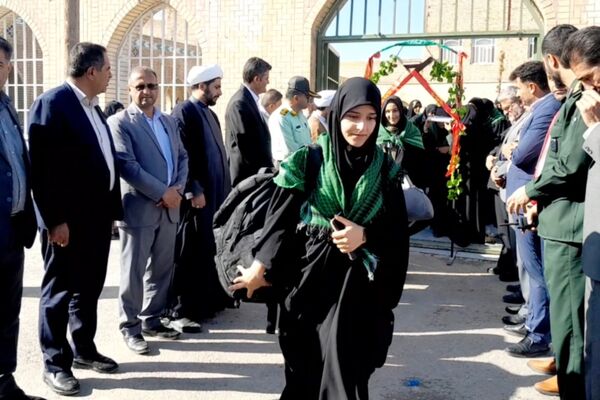 اعزام کاروان زیارتی راهیان نور لردگان 