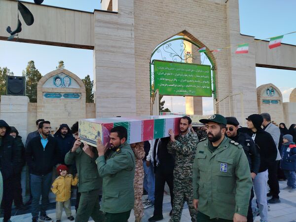 استقبال از شهدای گمنام در شهر درق