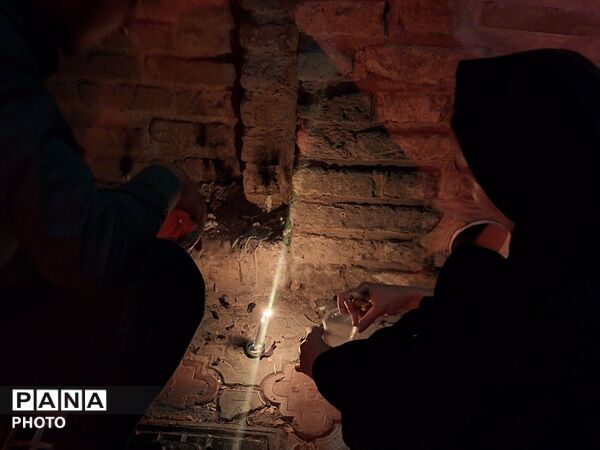 روشنایی شمع‌ها در شام غریبان؛ کاشمر در سوگ کربلا
