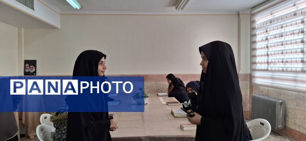 قرائت قرآن هدیه دانش آموزان دبیرستان شهید عیسی وند به روح سید حسن نصرالله