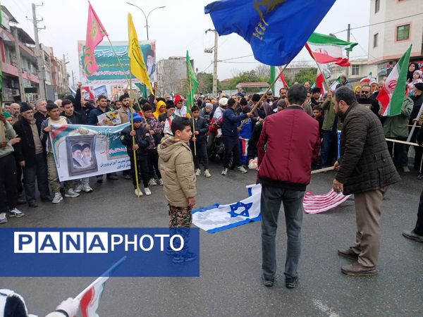 خروش حماسی مردم کردکوی در آیینه‌ شکوه ۲۲ بهمن