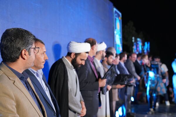 اختتامیه‌ چهل و دومین جشنواره‌ فرهنگی هنری امید فردا پسران به میزبانی اصفهان