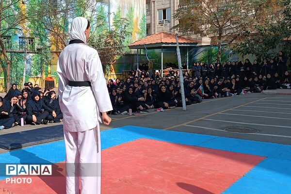 المپیاد ورزشی درون‌مدرسه‌ای در دبیرستان فاطمیه
