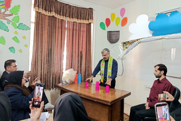 توانمندسازی مربیان پیشتاز ناحیه ۴ شیراز 