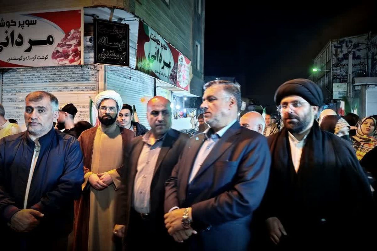 حضور مردم و مسئولین در تجمعات شبانه صفادشت