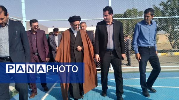  افتتاح اولین زمین ورزشی درون مدرسه‌ای تایل‌کورت استان مرکزی درمدرسه زینب کبری(س) شازند 
