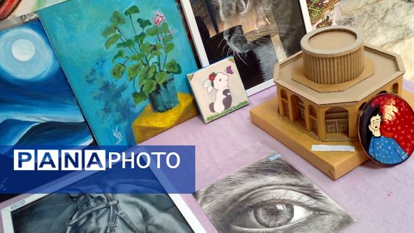 نمایشگاه هنر در مدرسه عطیه۲ ناحیه هفت مشهد مقدس