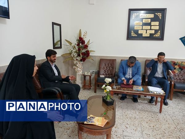 بازدید نماینده معاون آموزش و پرورش کشوری از کانون فرهنگی تربیتی شهید مطهر شهرستان سملقان