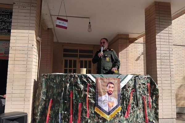 برگزاری جشن به مناسبت هفته دفاع مقدس و میلاد سیدالکریم در ناحیه یک شهرری 