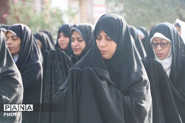 شکوه بندگی در عید قربان؛ فهرج یکپارچه غرق در نیایش شد