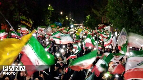  قاب پانا میزبان نودمین شب از اجتماعات خیابانی در حسینیه امام خمینی(ره)