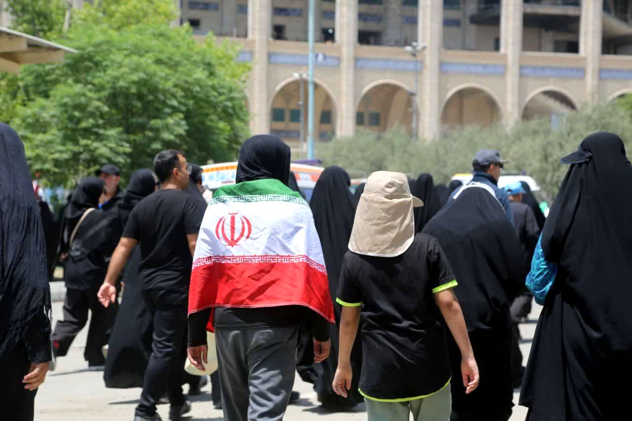 مراسم وداع با پیکر مطهر رهبر شهید در مصلی تهران 