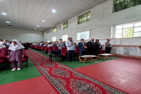 مراسم اختتامیه جشنواره امید فردا و نوجوان سالم در شهرستان فاروج 