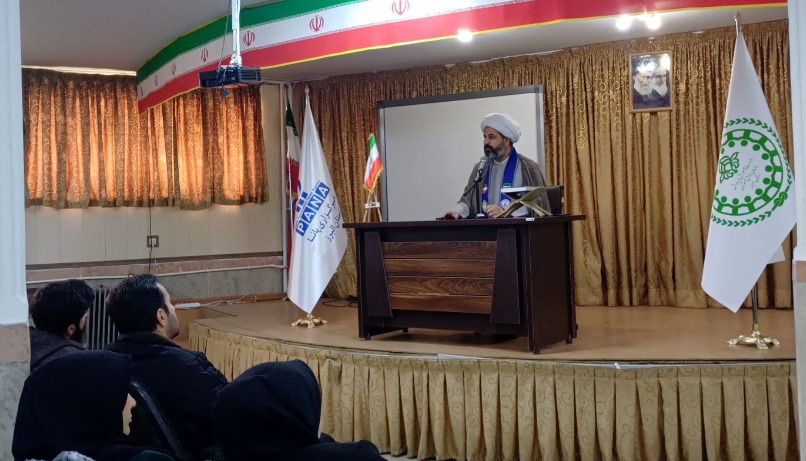 تربیت یک امر تدریجی و مستمر است 