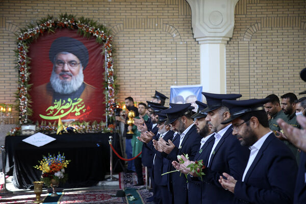 آیین گرامیداشت سالروز طوفان الاقصی با حضور کارکنان پلیس در قم