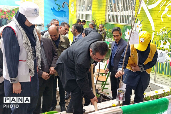 یاد شهدای دانش‌آموز مدرسه شجره طیبه میناب، پویش ملی کاشت نهال امید شهرستان بجنورد 