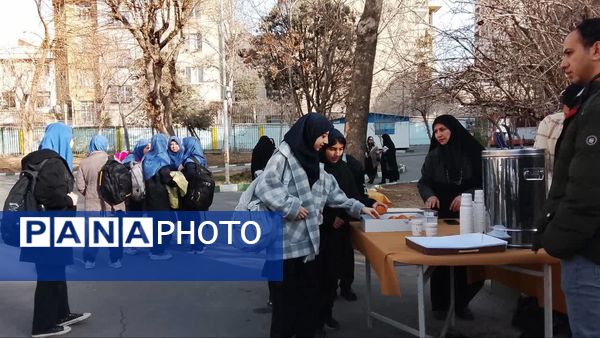 جشن «یاوران انقلاب» شهر تهران با محوریت همدلی، نشاط و نقش‌آفرینی دانش‌آموزان