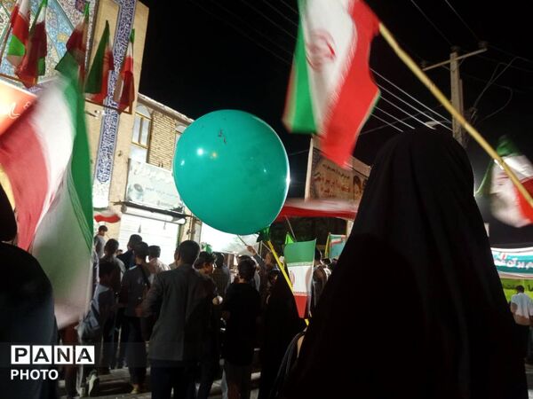 اجلاس سراسری نماز و تجلیل از دانش‌آموزان فعال در حاجی‌آباد