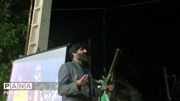 هشتاد و نه شب حضور در خیابان
