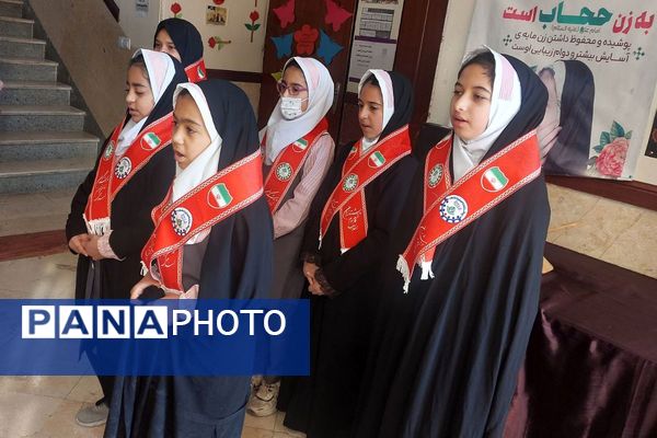 طلوع نشاط و انسجام؛ مراسم صبحگاهی تشکیلاتی در دبستان صدیقه کبری فیروزکوه 