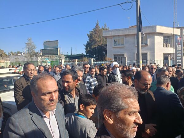 شهید گمنام در کاشمر تشیع شد