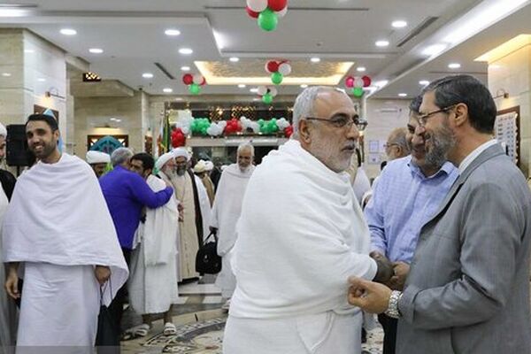 نخستین زائران حج تمتع ۱۴۰۵ در مکه مستقر شدند