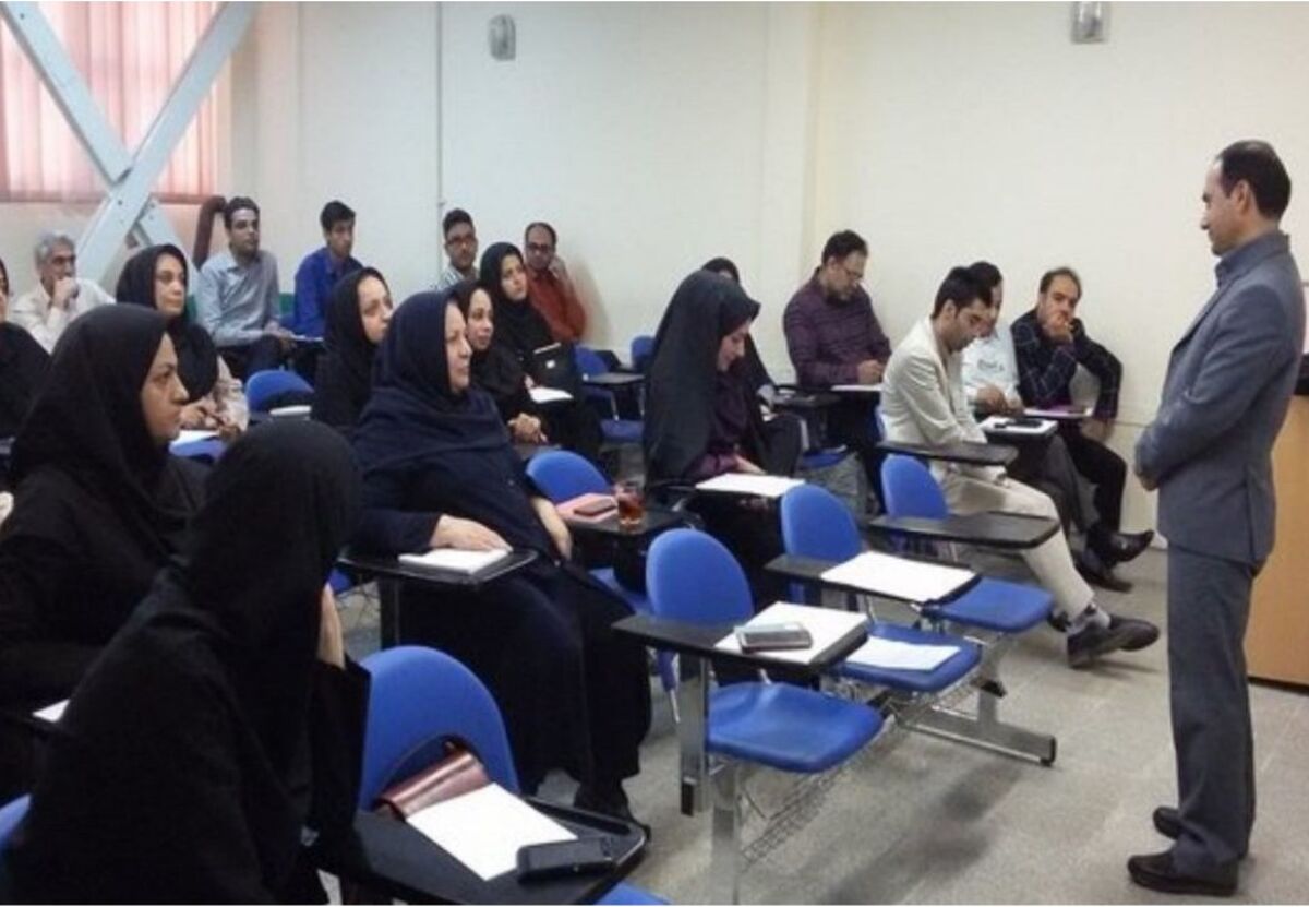  آموزش‌های ضمن خدمت؛راهی برای توانمندسازی معلمان تازه‌کار است