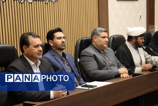 نشست همدلی بانوان در تحکیم وحدت ملی در تربت‌حیدریه 