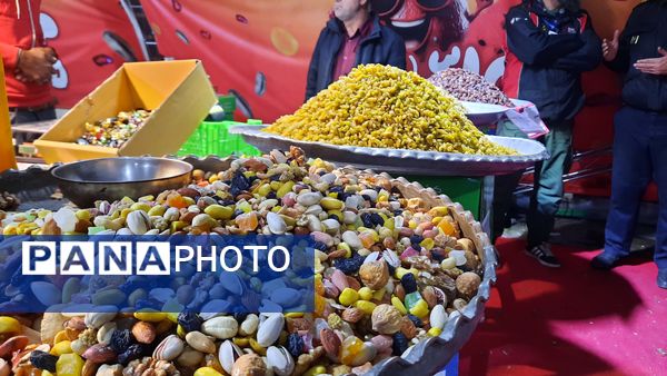 شور و نشاط مردم در چله بازارهای مشهد