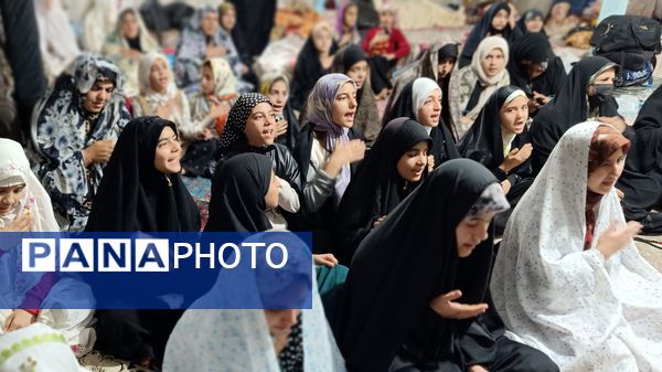 آیین معنوی اعتکاف دانش‌آموزان دختر مسجد سیدالشهدای یاسوج