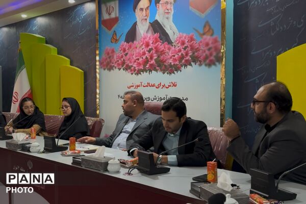 باید برخاست؛ هماهنگی دانش‌آموز خبرنگاران پانای منطقه ۴ برای پوشش رویداد آخرین وداع