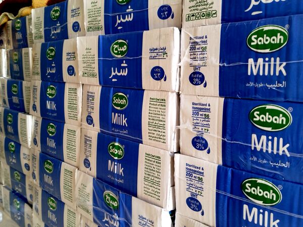اولین توزیع شیر رایگان در مدارس ابتدایی شهرستان فاروج 