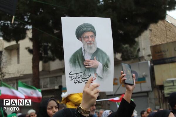 ما همه خونخواه پدر و گوش به فرمان پسر 
