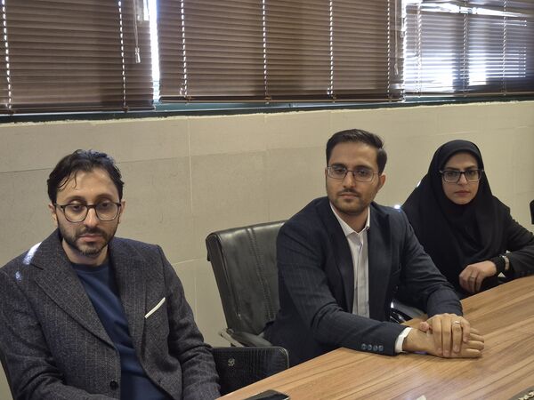 تفاهم‌نامه همکاری سازمان دانش‌آموزی فارس با بازیت