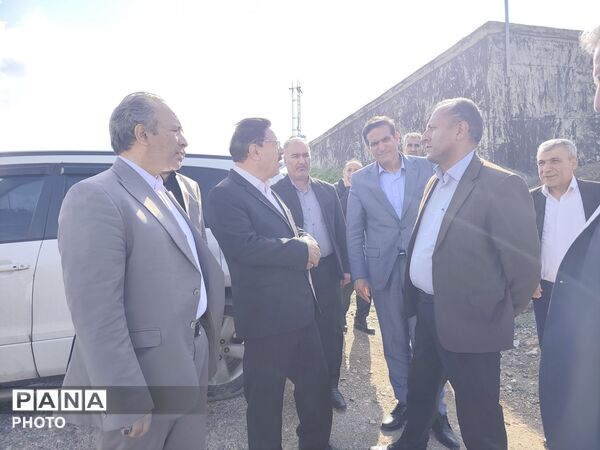 بازدید معاون عمرانی استاندار آذربایجان شرقی از تصفیه‌خانه فاضلاب لیلان