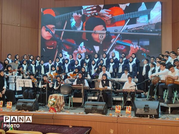 سمفونی ۱۶۸ ؛ روایتی از همدلی و هنر دانش آموزان ناحیه ۳ 