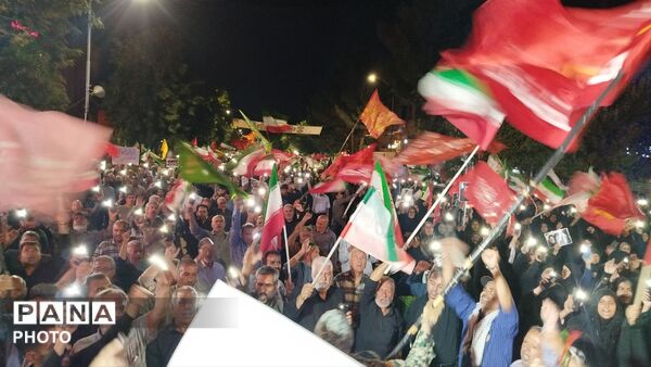 خونخواهی امام شهید ایران در خیابان امام خمینی-۱