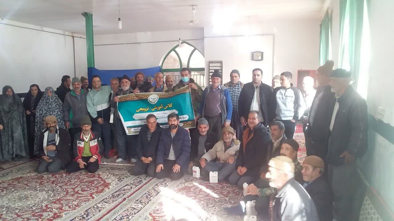 برگزاری کارگاه تخصصی بیماری دام توسط شبکه دامپزشکی شیروان