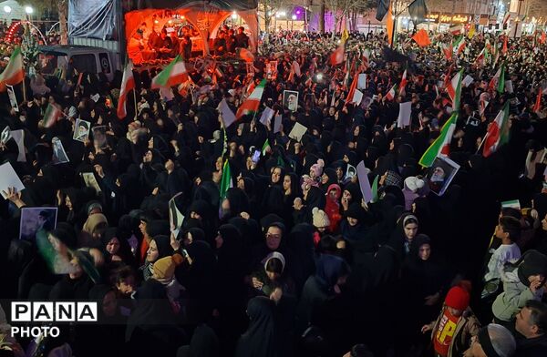مراسم وداع با شهید پاسدار محمد صادق نظافتی در کاشمر